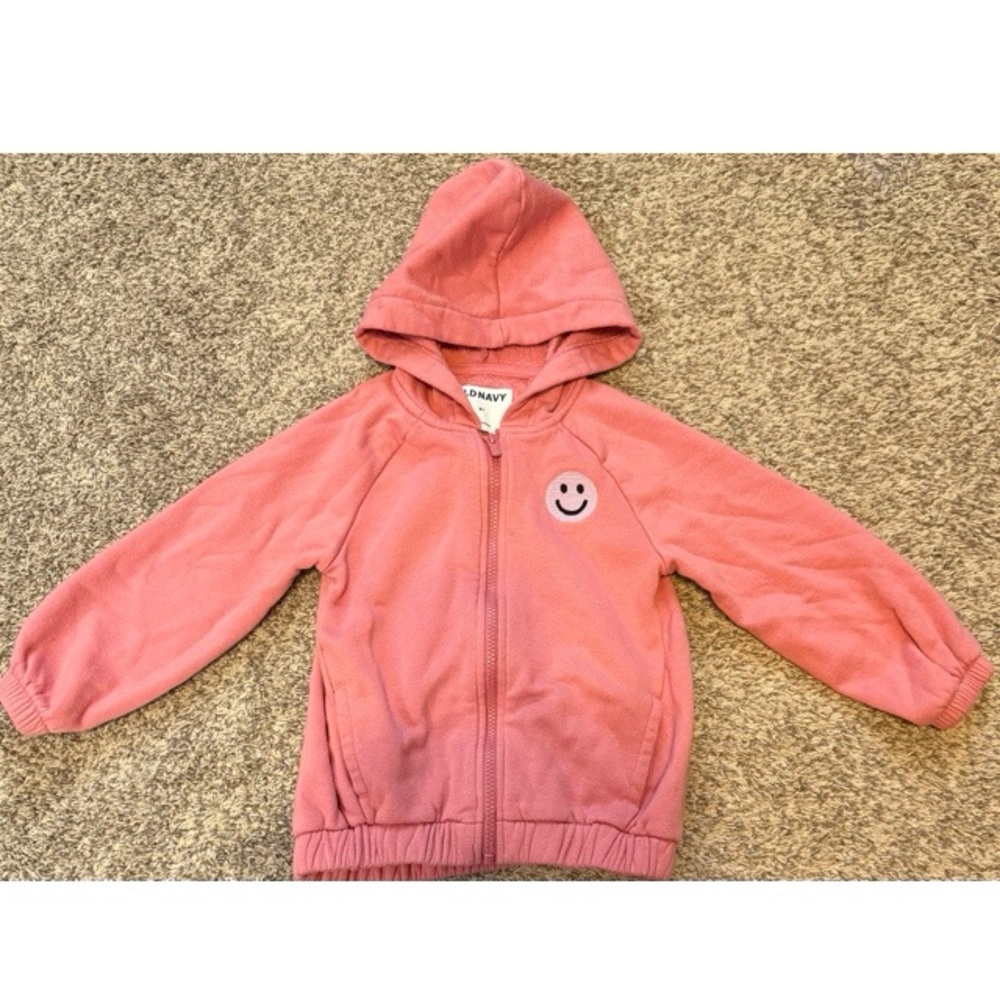 Old Navy Girl’s Pink Hoodie. Size 5T.